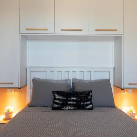 Seafront Wooden House Feriehus *