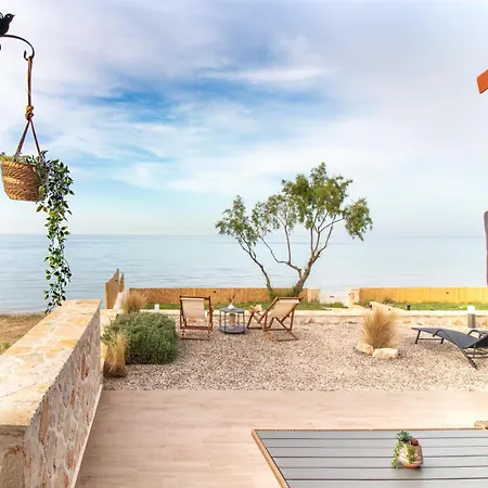 Seafront Wooden House Katastarion