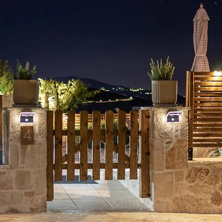 Casa vacanze Seafront Wooden House Vounaraki 4 *